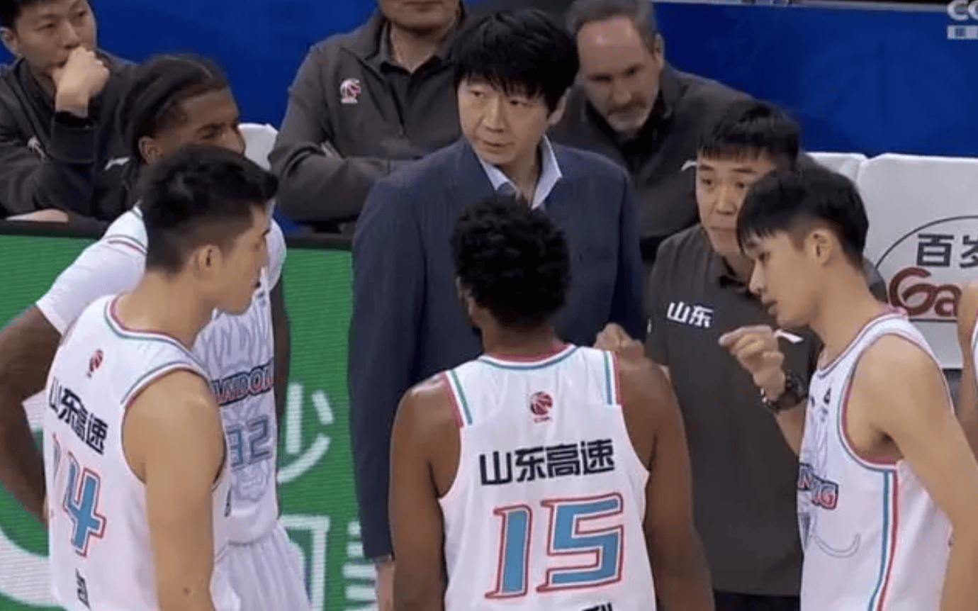 北京男篮遭遇惨败，山东男篮实现五连胜